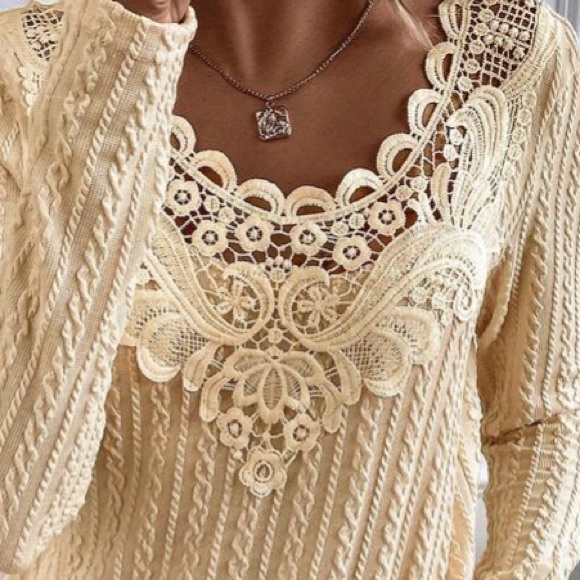 Apricot Beige Lace Neck Cable Knit Top in M - Picture 3 of 5